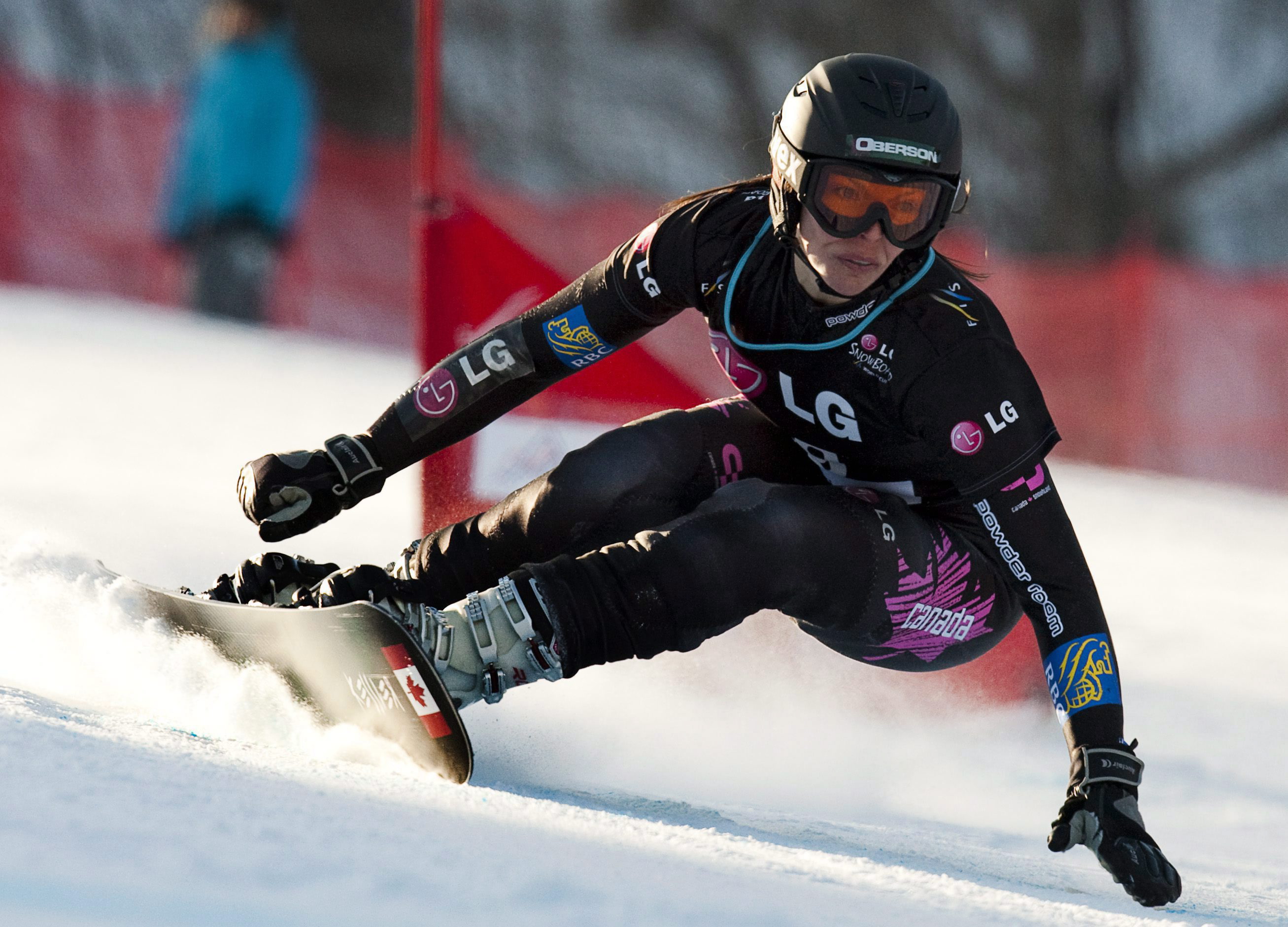 Canada Snowboard nomme 18 planchistes au Comité olympique canadien