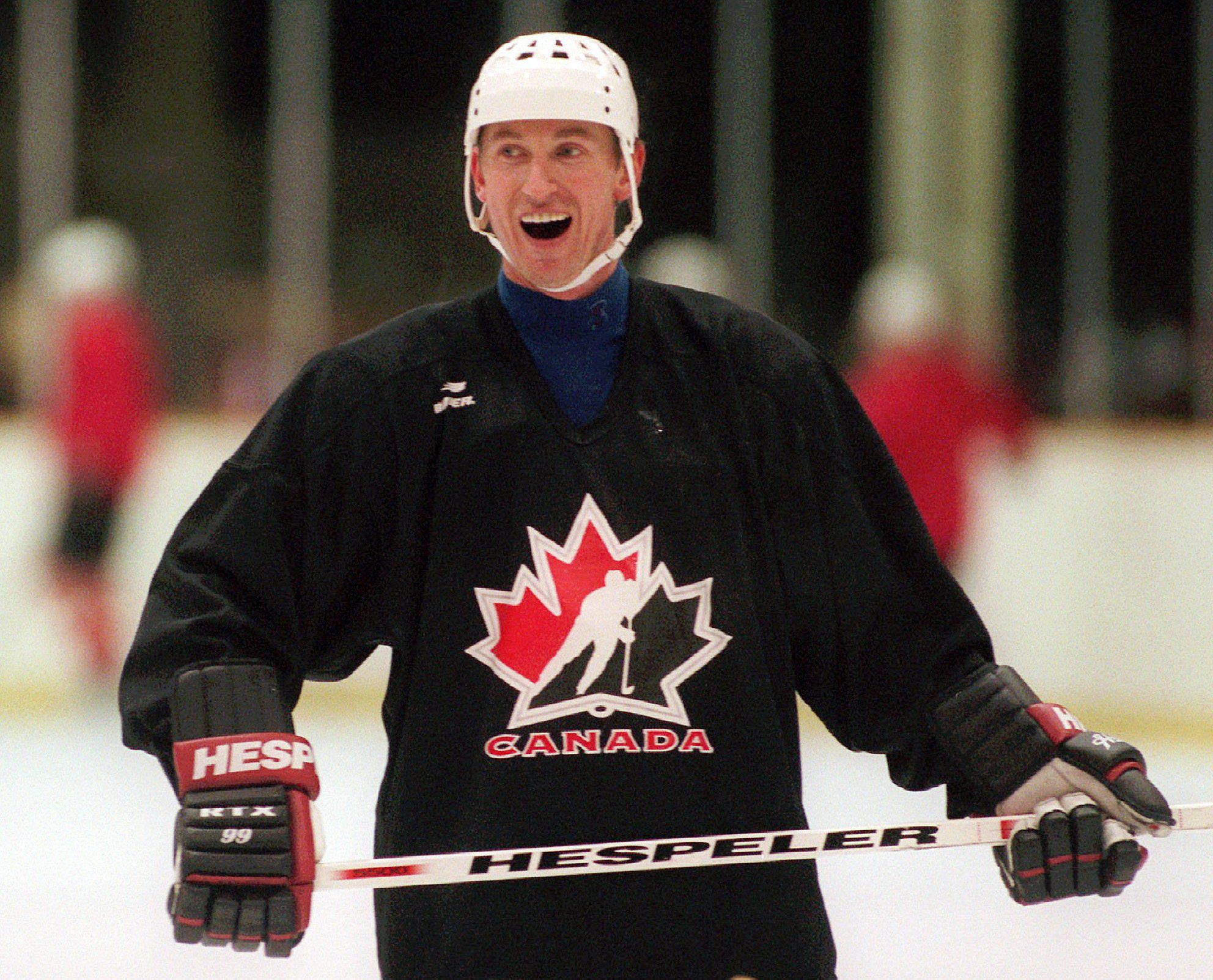 WAYNE GRETZKY Équipe Canada Site officiel de l'équipe olympique