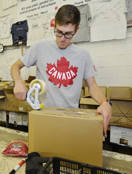 FoodBank_Oct5_2012_FoodBank_Oct5_2012__AMM5452