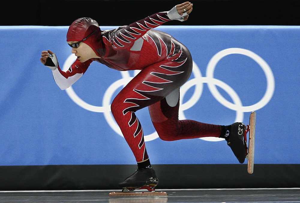 La patineuse Cindy Klassen en action.