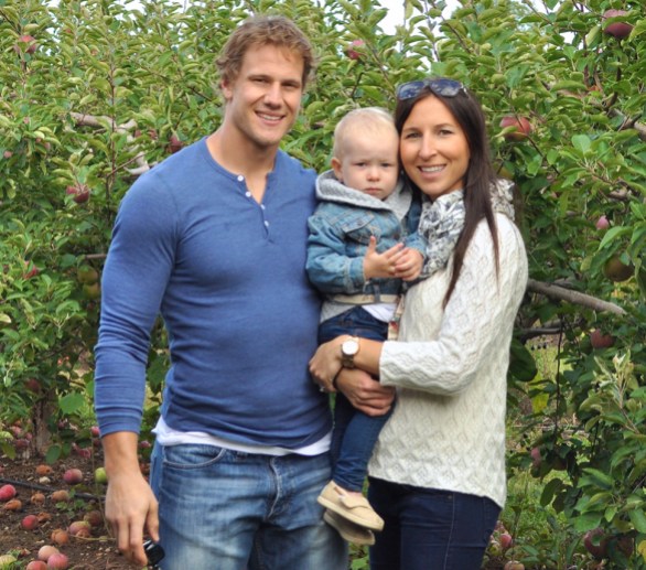 Sam Giguere Sam Giguere