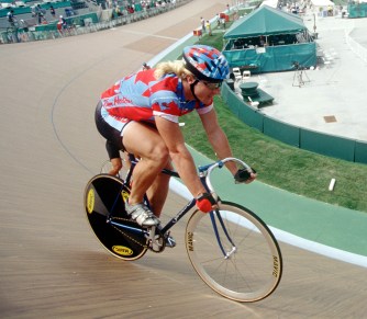 Curt Harnett pendant l’épreuve de cyclisme sur piste à Atlanta 1996 (Photo : PC)