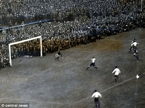 Photo: http://ow.ly/D0anh