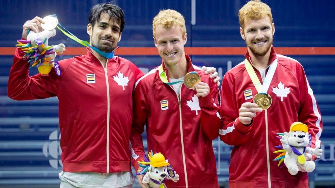 L'équipe masculine - squash. Photo par THE CANADIAN PRESS/Darren Calabrese