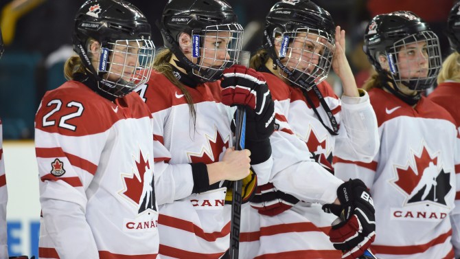 Le Canada quitte le Mondial de hockey féminin avec l’argent