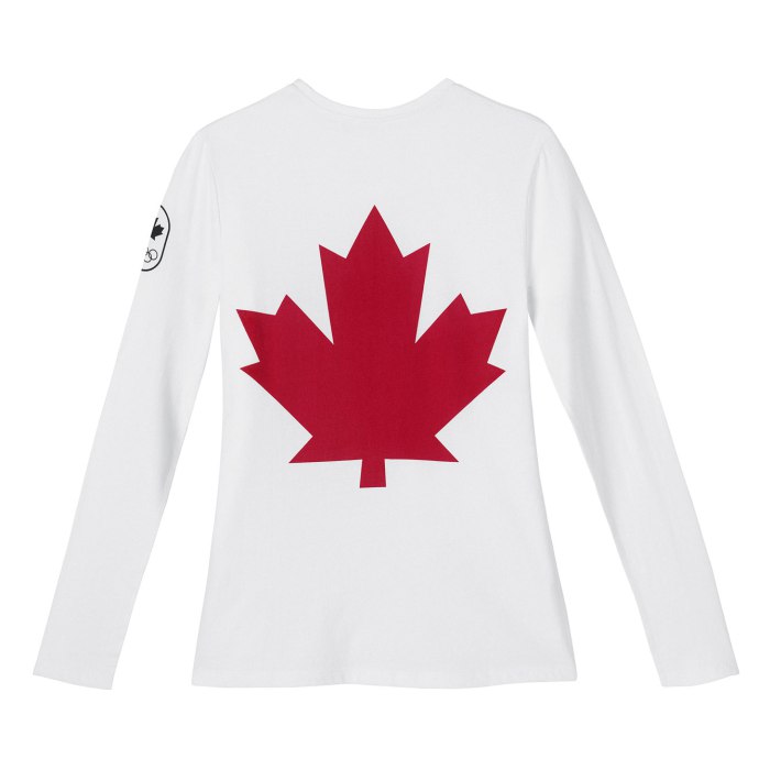 Chandail Feuille d’érable à manches longues—dos 40 $