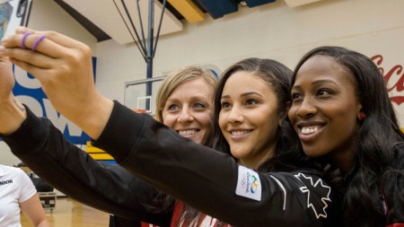 Lizanne Murphy, Natalie Achonwa et Tamara Tatham lors de l'annonce de l'équipe de basketball féminin pour Rio 2016, le 22 juillet.
