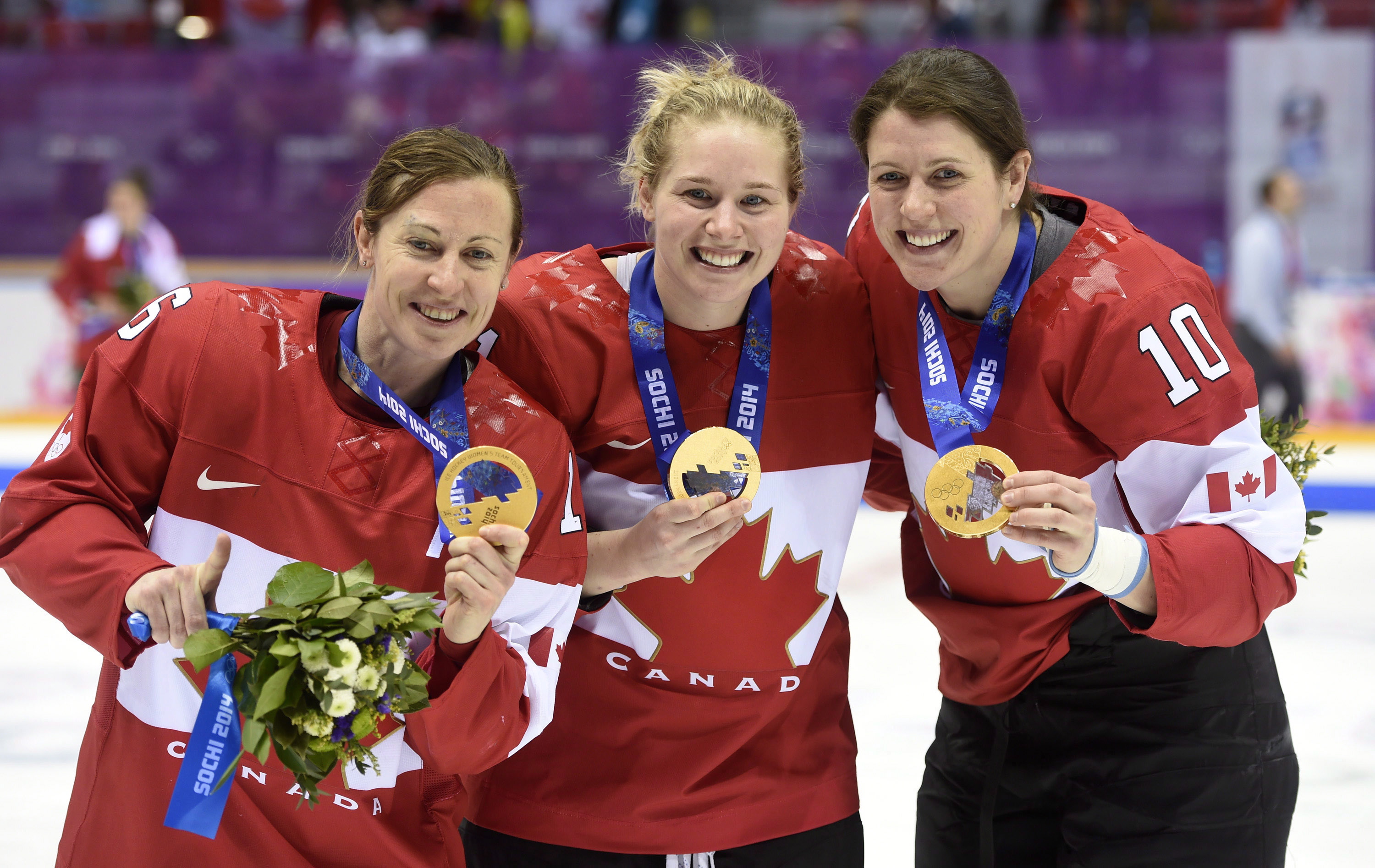 Jayna Hefford Haley Irwin Gillian Apps Équipe Canada Site Officiel De Léquipe Olympique 