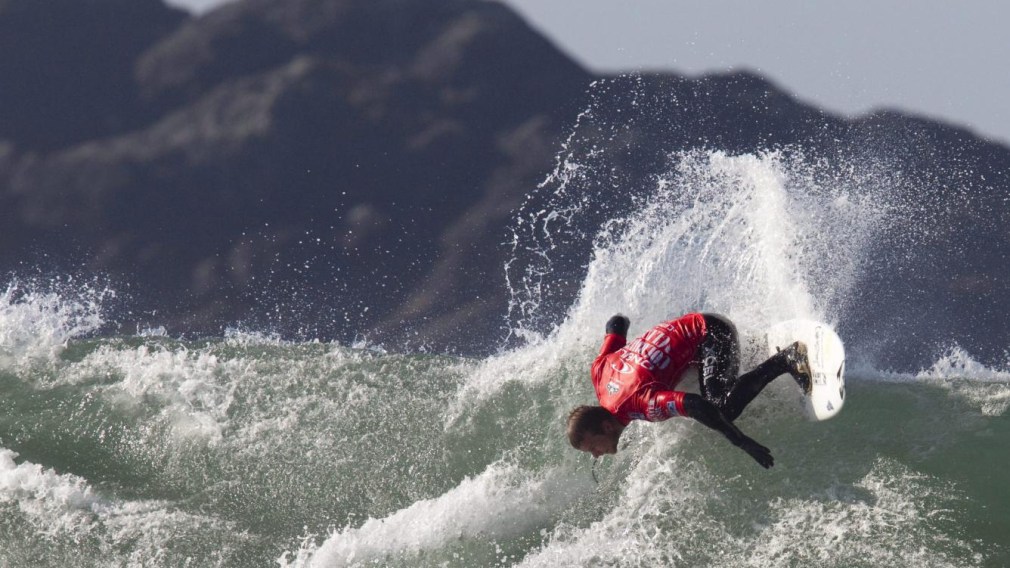 Les Canadiens prêts à affronter les vagues aux Mondiaux de surf 2017