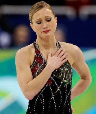 La réaction de Joannie Rochette après son programme court aux Jeux de Vancouver. (AP Photo/Mark Baker)