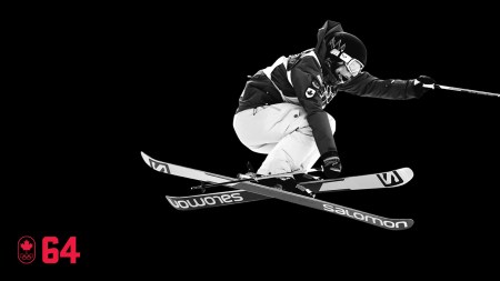 À seulement 19 ans, Dara Howell a dominé la première compétition olympique de ski slopestyle à #Sotchi2014. Meneuse au tableau des points après les qualifications, elle a remporté la médaille d’or par presque neuf points avec une première descente quasi parfaite en finale. SOIS EXCELLENT