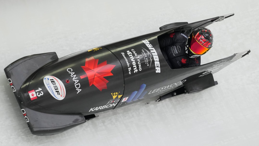 Melissa Lotholz dans son bobsleigh.