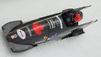 Melissa Lotholz dans son bobsleigh.