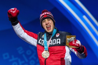 Alex Beaulieu-Marchand a permis au Canada de remporter la première médaille de son histoire en ski slopestyle. LA PRESSE CANADIENNE/HO-COC, Vincent Ethier