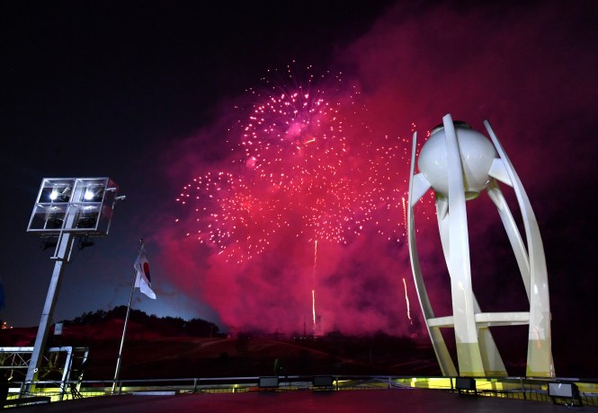 La flamme olympique s'est éteinte à la cérémonie de clôture, mettant officiellement fin aux Jeux de PyeongChang. (Florien Choblet/Pool Photo via AP)
