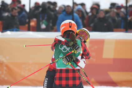 Ce moment où tu termines sur la podium avec ta coéquipière! (Photo: COC/Jason Ransom et David Jackson)