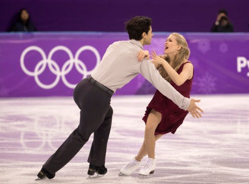 Kaitlyn Weaver et Andrew Poje patinent leur programme libre en danse sur glace aux Jeux olympiques de PyeongChang, le 20 février 2018. Photo COC/Jason Ransom