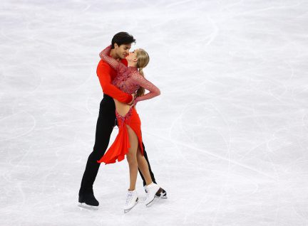 Kaitlyn Weaver et Andrew Poje en action lors du Jour 10. (Photo COC Vaughn Ridley)