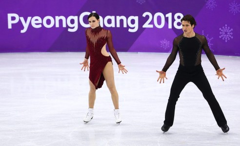 Tessa Virtue et Scott Moir patinent leur programme libre en danse sur glace aux Jeux olympiques de PyeongChang, le 20 février 2018. Photo COC/Vaughn Ridley