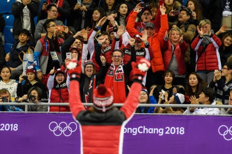 Samuel Girard remporte l'or au 1000 m chez les hommes en patinage de vitesse sur courte piste, à PyeongChang. Le 17 février 2018. (Photo by Vincent Ethier/COC)
