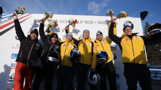 sommer-kripps-2019-equipe-canada Les Canadiens Justin Kripps et Ryan Sommer, à gauche, célèbrent leur médaille d'argent en bob à deux sur le podium de la Coupe du monde de l'IBSF, à Calgary, le 24 février 2019. (Photo : IBSF/Twitter)