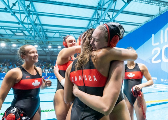 Équipe Canada water-polo Lima 2019 Équipe Canada célèbre sa qualification olympique à Lima 2019