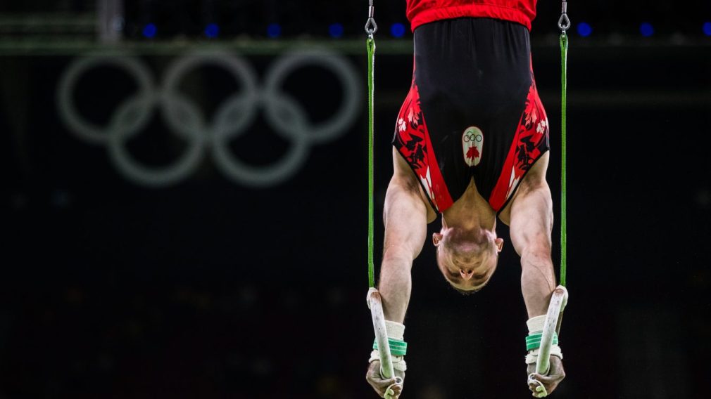 Quelles Sont Les Differences Entre La Gymnastique Artistique Et La Gymnastique Rythmique Equipe Canada Site Officiel De L Equipe Olympique