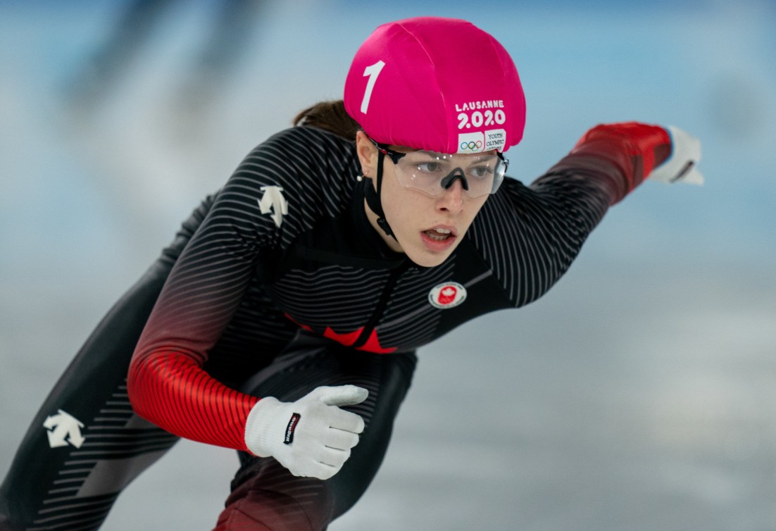 Florence Brunelle lors d'une course de patinage de vitesse