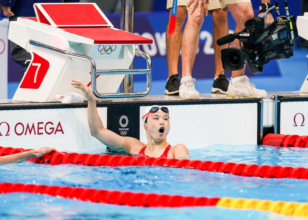 Margaret Mac Neil reacts after winning the gold medal