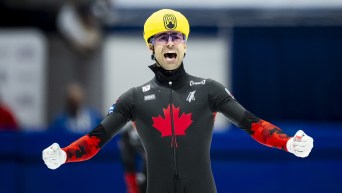 Maxime Laoun célèbre une victoire.