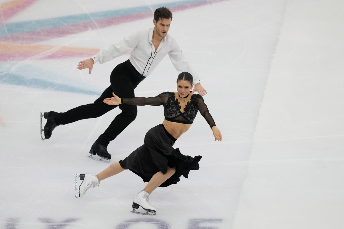  Laurence Fournier Beaudry et Nikolaj Soerensen pendant la danse libre. 