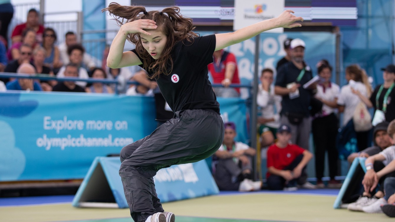 A B-Girl in full performance. 