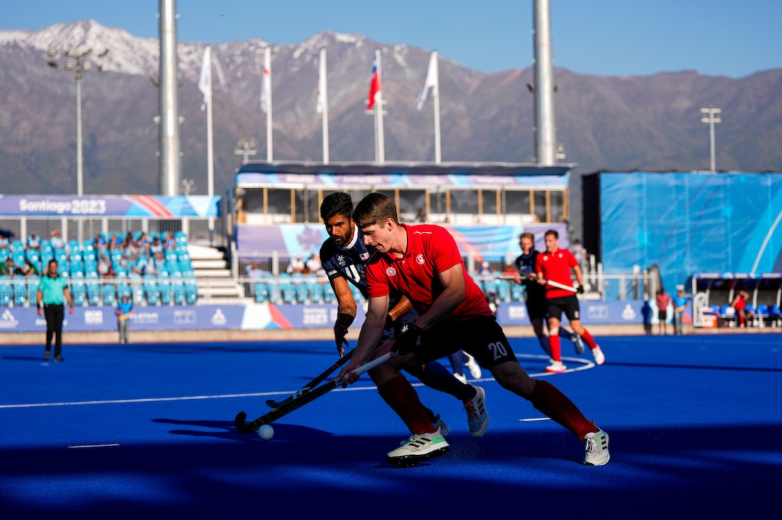 Fin Boothroyd du Canada rivalise contre les États-Unis lors de la finale de la médaille de bronze du hockey