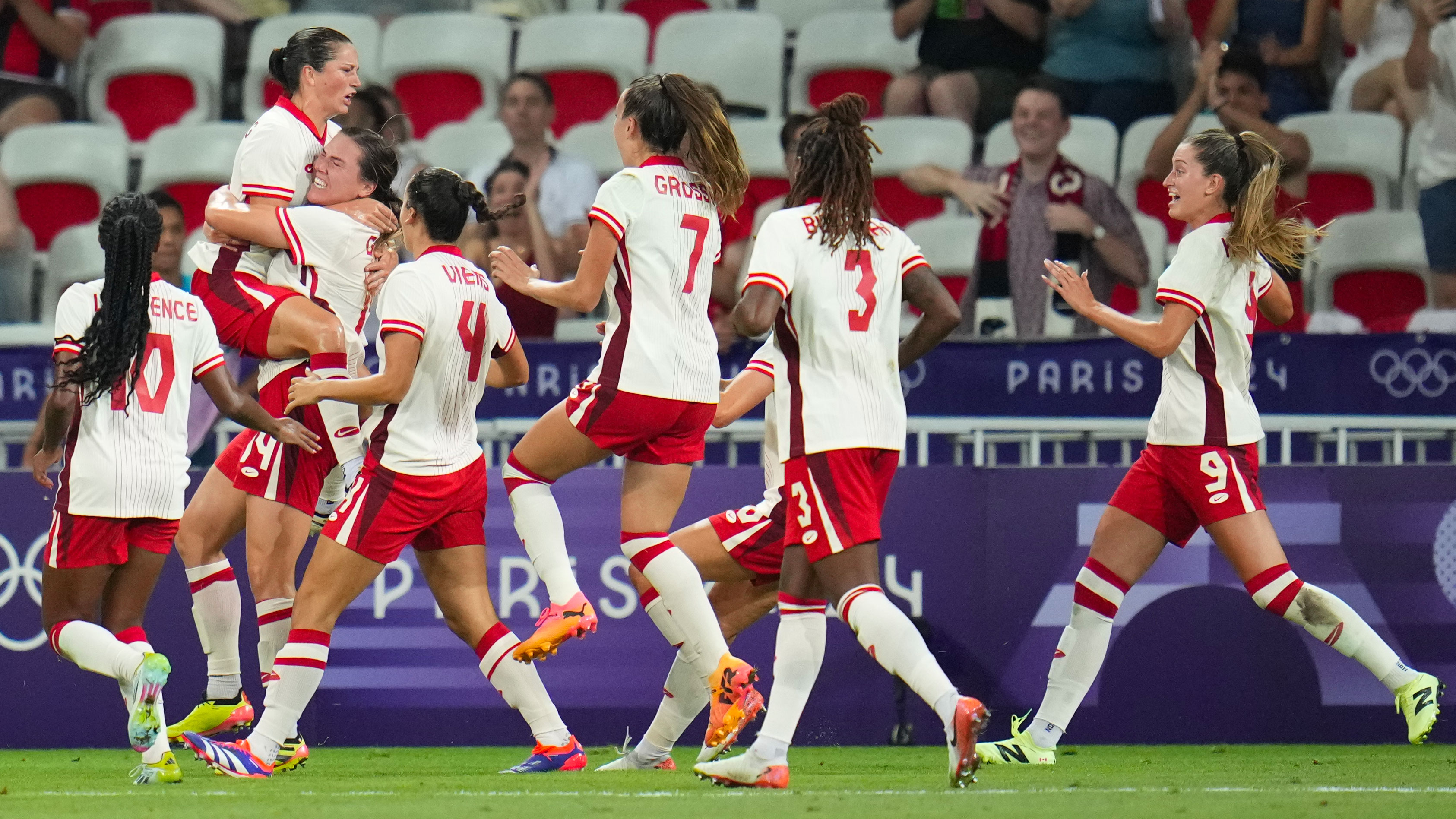 Contre toute attente, les joueuses canadiennes poursuivent leur chemin