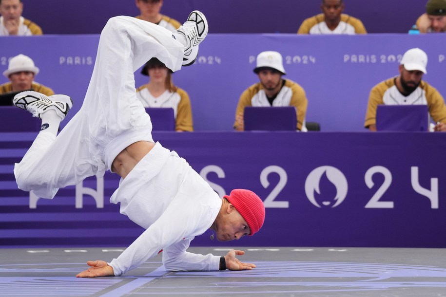 Phil Wizard en compétition de breaking B-Boy