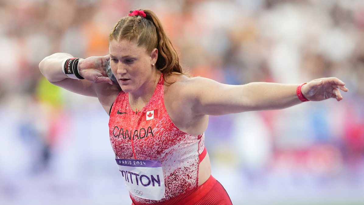 Sarah Mitton se prépare au lancer du poids.