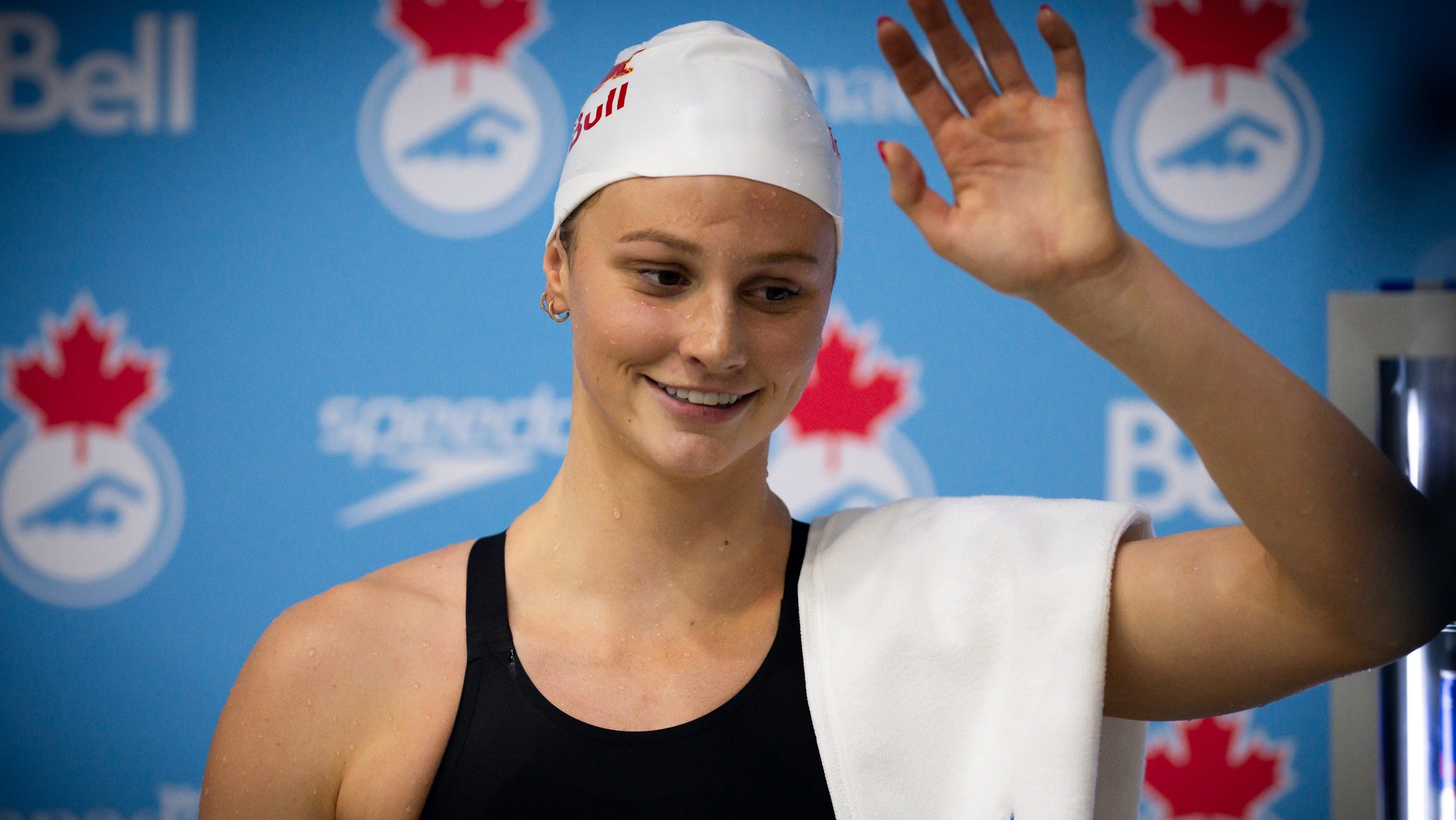 Summer McIntosh pulvérise un record mondial vieux de 10 ans lors des