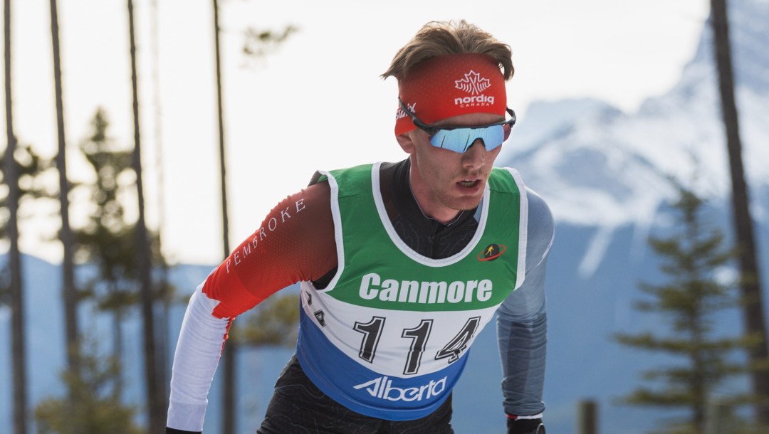 Max Hollmann en ski de fond.