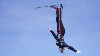 Victor Primeau en plein saut.