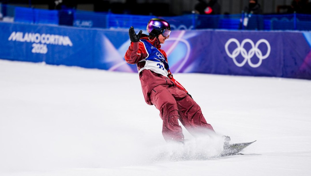 Cameron Spalding en action en snowboard.