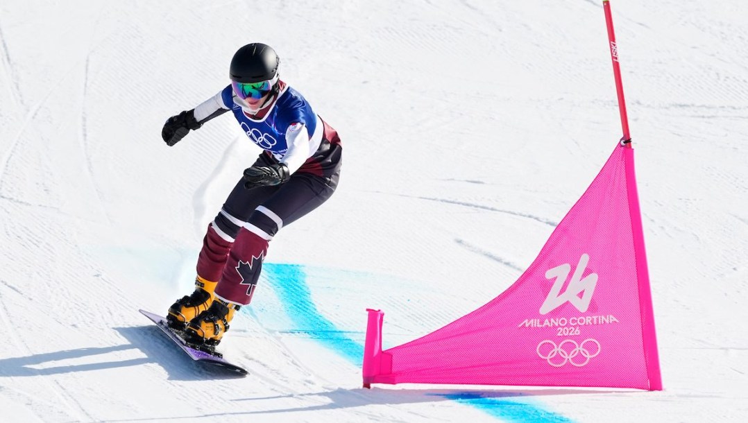 Aurélie Moisan en action en snowboard.